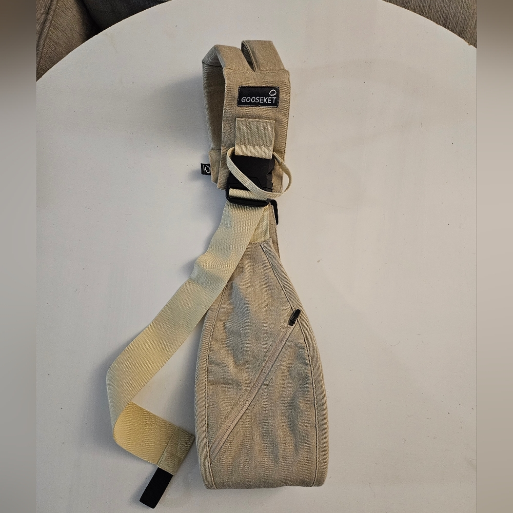 GOOSEKET toddler sling carrier